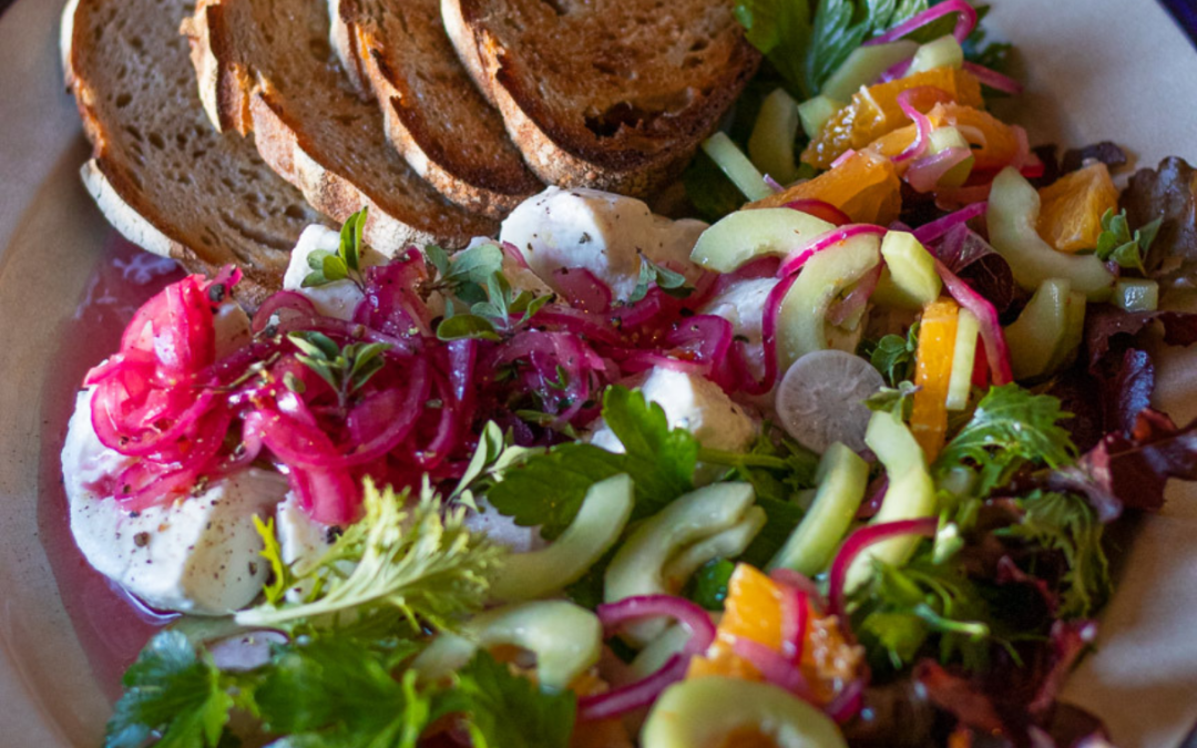 ZANDAM MOZZARELLA DI BUFALA MARINATED WITH ORANGE AND RED ONION SERVED WITH A CRUNCHY WINTER SALAD AND SOURDOUGH CROSTINI